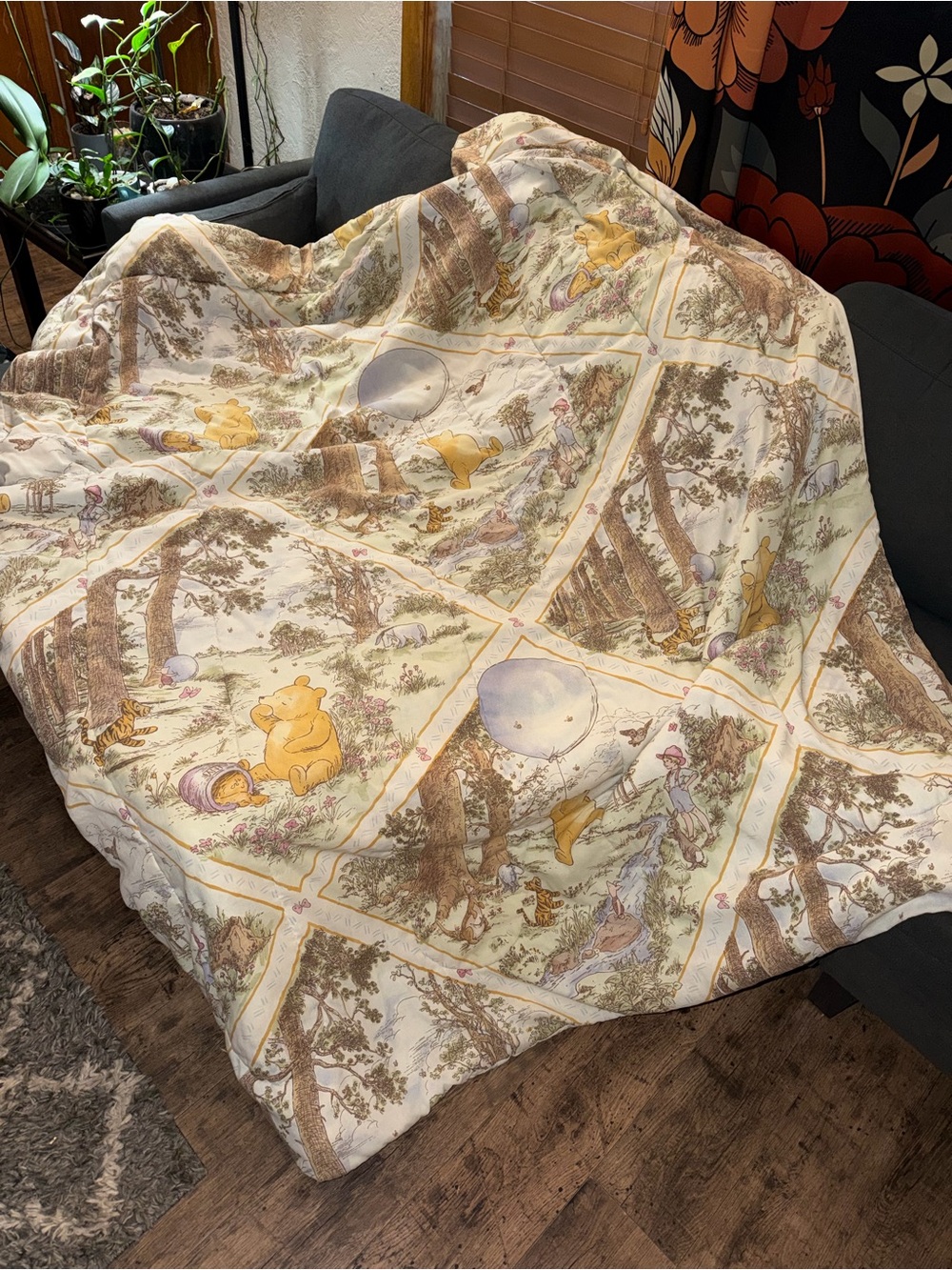 Vintage Disney Winnie the Pooh Comforter/Blanket 60X90 full size reversible